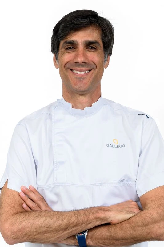 Dr. David Gallego